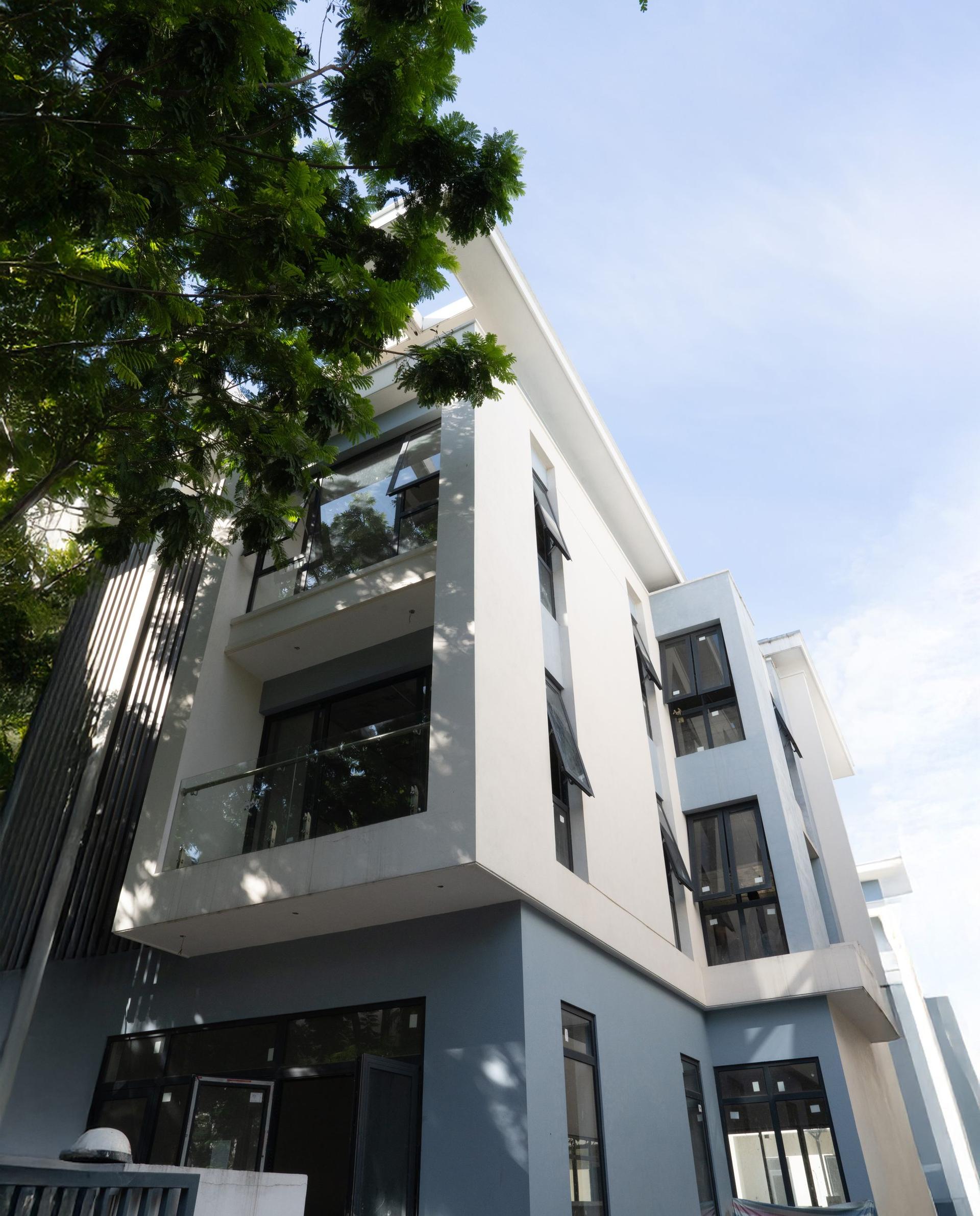 Showroom An Quý
