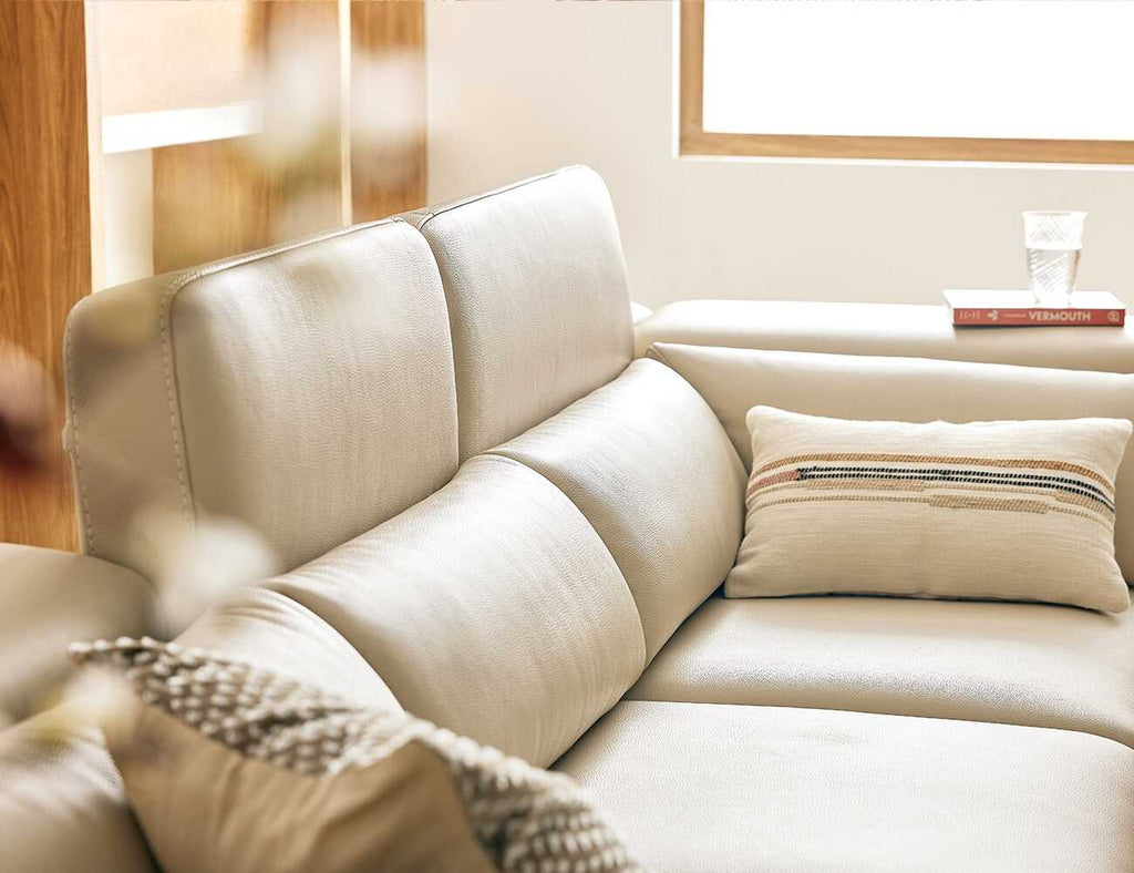 Sofa văng da 3 chỗ tựa gật gù - VACCO - 22